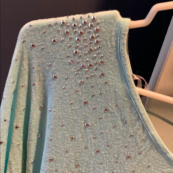 Shirt - Picture 2 of 3